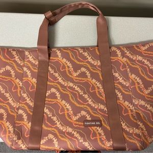 Fighting Eel neoprene weekender